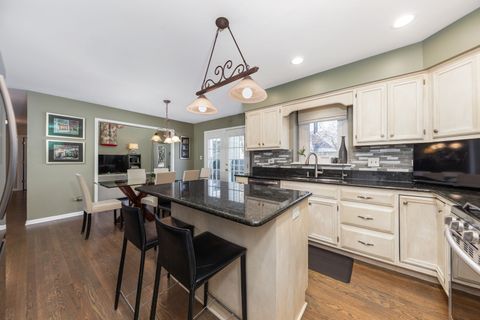 Tiny photo for 2347 Wilmington Court, Naperville, IL 60565 (MLS # 12577185)