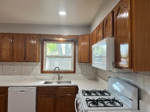 Tiny photo for 433 Lakewood Boulevard, Park Forest, IL 60466 (MLS # 12485497)