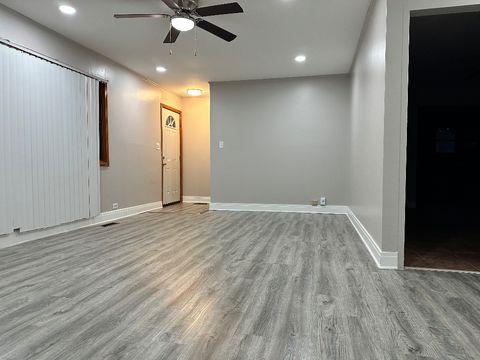 Tiny photo for 433 Lakewood Boulevard, Park Forest, IL 60466 (MLS # 12485497)