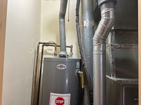 Tiny photo for 433 Lakewood Boulevard, Park Forest, IL 60466 (MLS # 12485497)