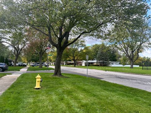 Tiny photo for 433 Lakewood Boulevard, Park Forest, IL 60466 (MLS # 12485497)