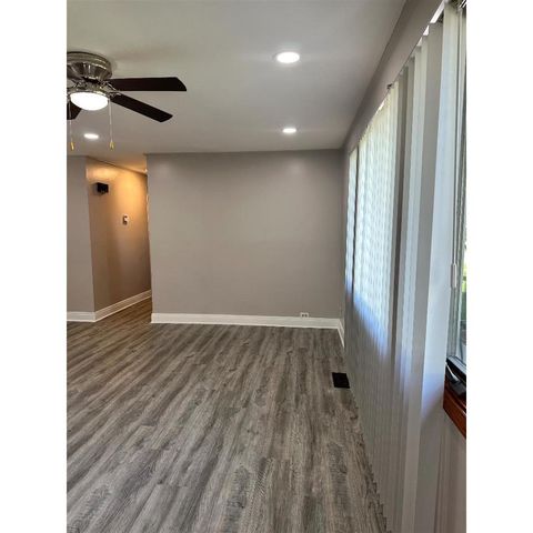 Tiny photo for 433 Lakewood Boulevard, Park Forest, IL 60466 (MLS # 12485497)