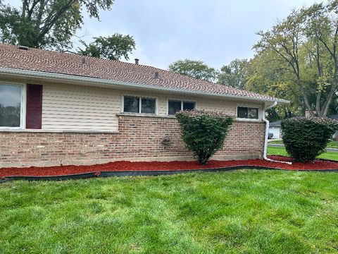 Tiny photo for 433 Lakewood Boulevard, Park Forest, IL 60466 (MLS # 12485497)