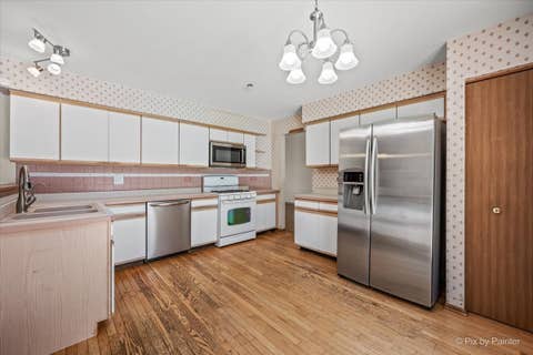 Tiny photo for 1173 Moonstone Run, Lake In The Hills, IL 60156 (MLS # 12735994)