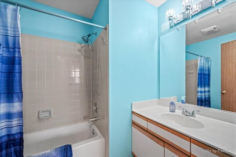 Tiny photo for 1173 Moonstone Run, Lake In The Hills, IL 60156 (MLS # 12735994)