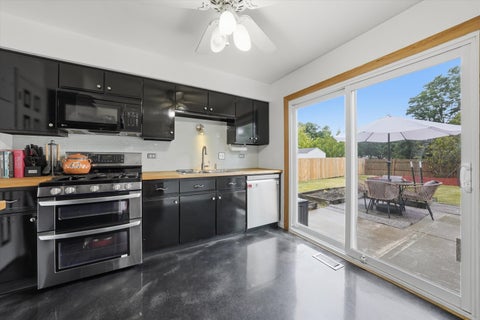 Tiny photo for 1274 Robin Drive, Carol Stream, IL 60188 (MLS # 12723914)