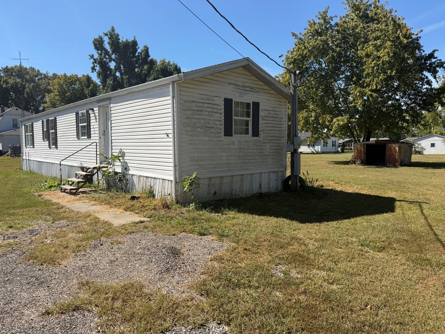 313 Leonard Street