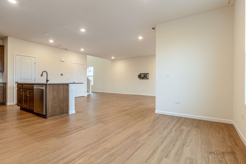 Tiny photo for 2751 Lawlor Lane, Naperville, IL 60564 (MLS # 12592606)