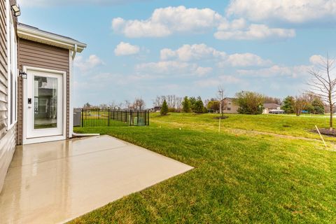 Tiny photo for 2751 Lawlor Lane, Naperville, IL 60564 (MLS # 12592606)