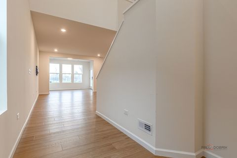 Tiny photo for 2751 Lawlor Lane, Naperville, IL 60564 (MLS # 12592606)