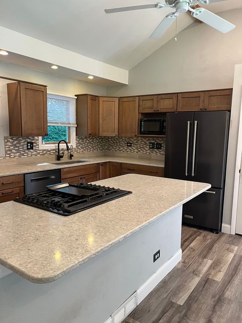 Tiny photo for 121 Woody Way, Oakwood Hills, IL 60013 (MLS # 12465349)