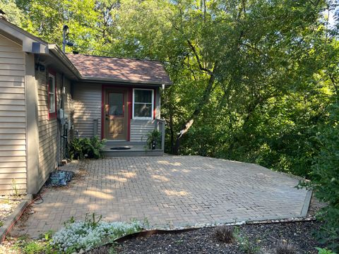 Tiny photo for 121 Woody Way, Oakwood Hills, IL 60013 (MLS # 12465349)
