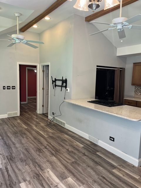 Tiny photo for 121 Woody Way, Oakwood Hills, IL 60013 (MLS # 12465349)