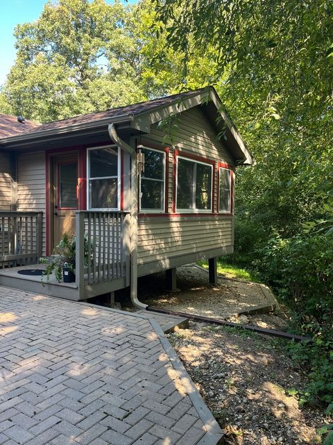Tiny photo for 121 Woody Way, Oakwood Hills, IL 60013 (MLS # 12465349)