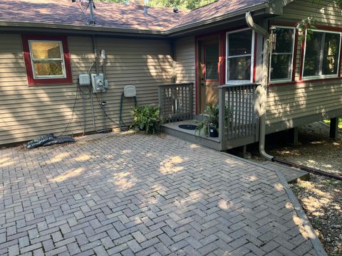 Tiny photo for 121 Woody Way, Oakwood Hills, IL 60013 (MLS # 12465349)