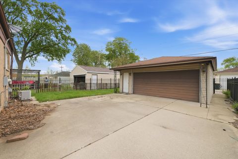 Tiny photo for 119 Rice Avenue, Bellwood, IL 60104 (MLS # 12629141)