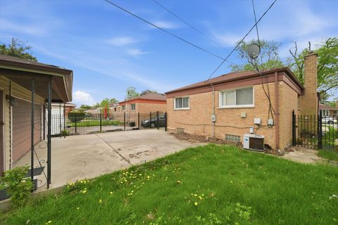 Tiny photo for 119 Rice Avenue, Bellwood, IL 60104 (MLS # 12629141)