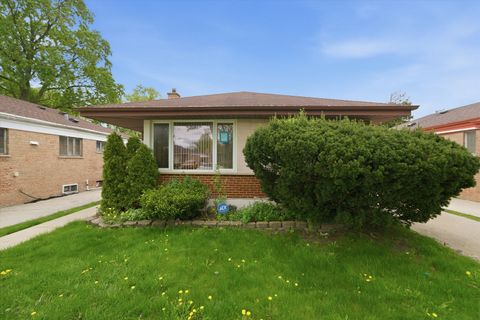 Tiny photo for 119 Rice Avenue, Bellwood, IL 60104 (MLS # 12629141)