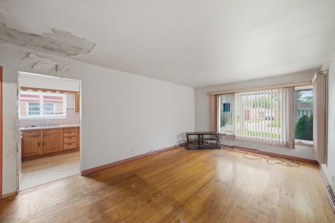 Tiny photo for 119 Rice Avenue, Bellwood, IL 60104 (MLS # 12629141)