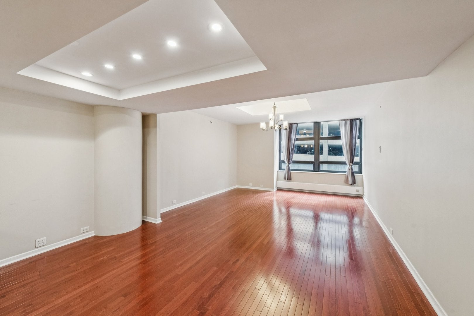 680 N Lake Shore Drive 317