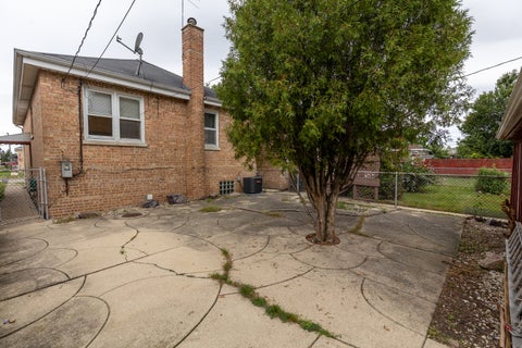 Tiny photo for 2433 S Keystone Avenue, North Riverside, IL 60546 (MLS # 12786826)