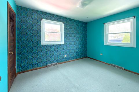 Tiny photo for 3000 starling Lane, Rolling Meadows, IL 60008 (MLS # 12635497)