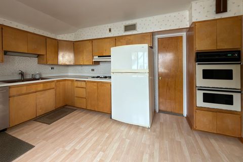 Tiny photo for 3000 starling Lane, Rolling Meadows, IL 60008 (MLS # 12635497)