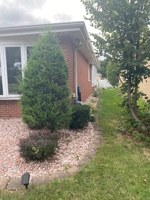 Tiny photo for 1448 CONCORD Avenue, Westchester, IL 60154 (MLS # 12765088)