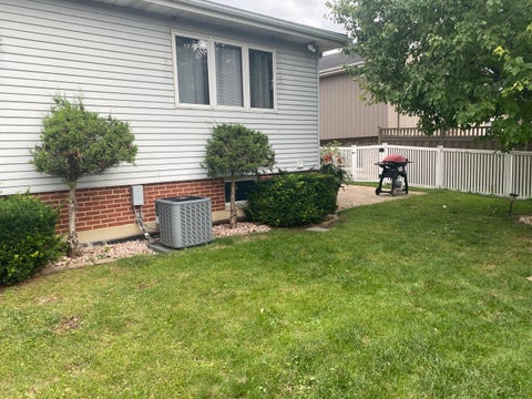 Tiny photo for 1448 CONCORD Avenue, Westchester, IL 60154 (MLS # 12765088)