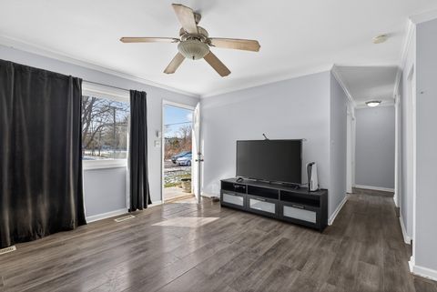 Tiny photo for 196 Hadleigh Road, Bolingbrook, IL 60440 (MLS # 12598099)