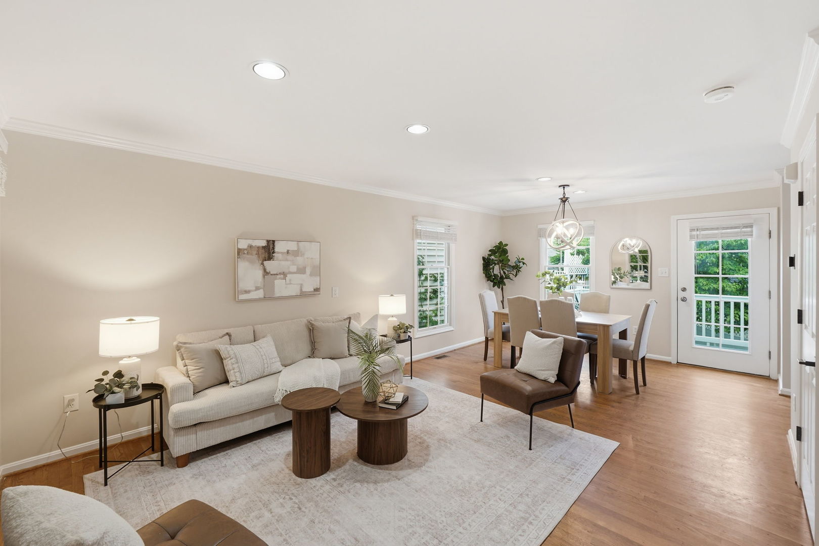 1002 MAIN Street