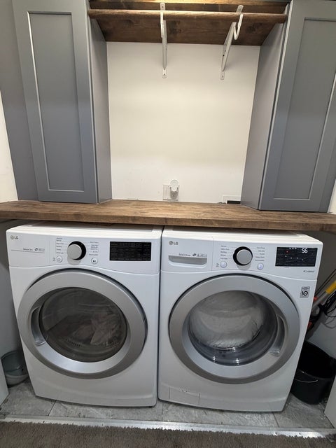 Tiny photo for 5901 N Nagle Avenue, Chicago, IL 60646 (MLS # 12767213)