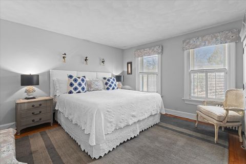 Tiny photo for 490 College Road, Lake Forest, IL 60045 (MLS # 12668448)