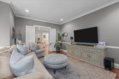 Tiny photo for 490 College Road, Lake Forest, IL 60045 (MLS # 12668448)