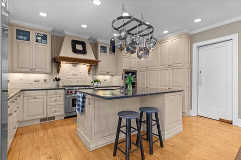 Tiny photo for 490 College Road, Lake Forest, IL 60045 (MLS # 12668448)
