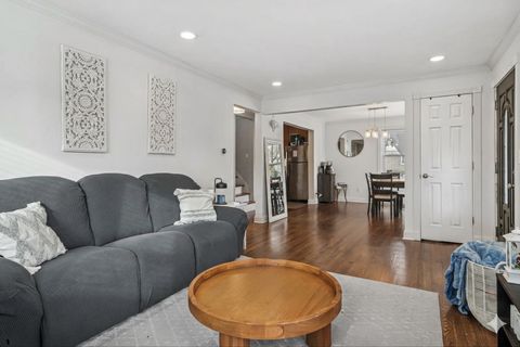 Tiny photo for 102 S ASHLAND Avenue, Palatine, IL 60074 (MLS # 12556724)