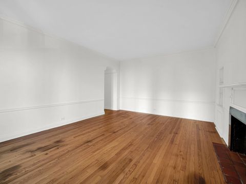 Tiny photo for 5000 S Cornell Avenue #6C, Chicago, IL 60615 (MLS # 12508608)
