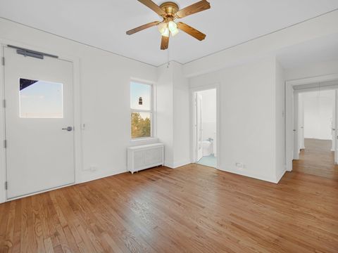 Tiny photo for 5000 S Cornell Avenue #6C, Chicago, IL 60615 (MLS # 12508608)