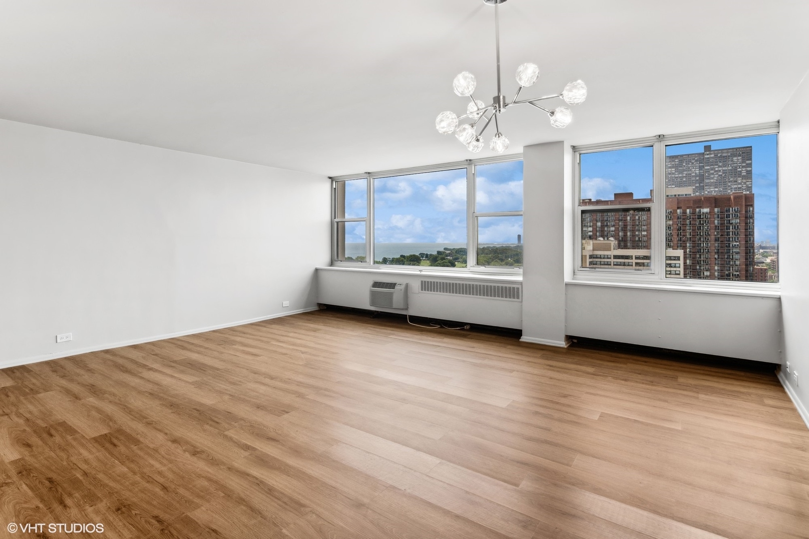 4250 N Marine Drive 1804