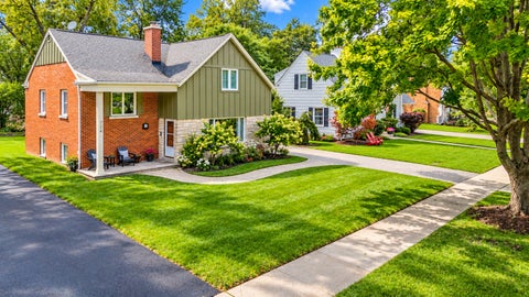 Tiny photo for 724 S Kensington Avenue, La Grange, IL 60525 (MLS # 12774456)
