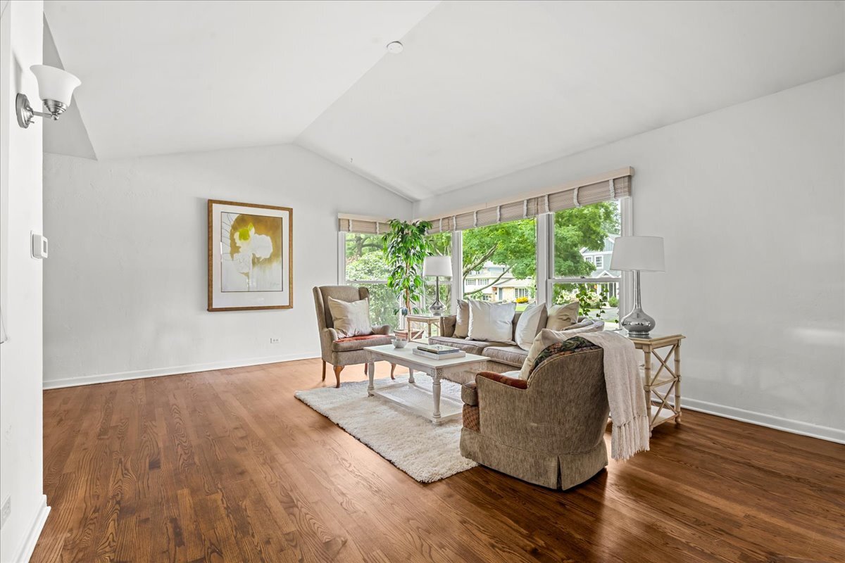 1141 Kenton Road