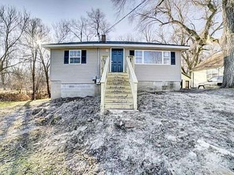 Photo of 379 W North Street, Watseka, IL 60970 (MLS # 12528750)