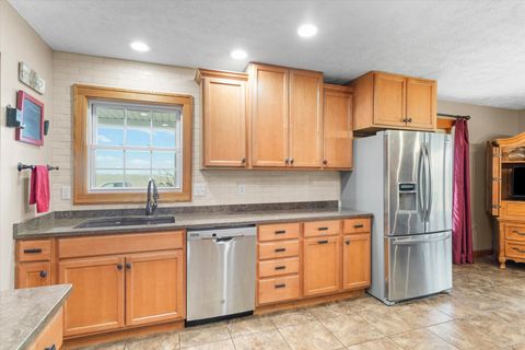 Tiny photo for 540 E 50n Road, Gibson City, IL 60936 (MLS # 12577292)