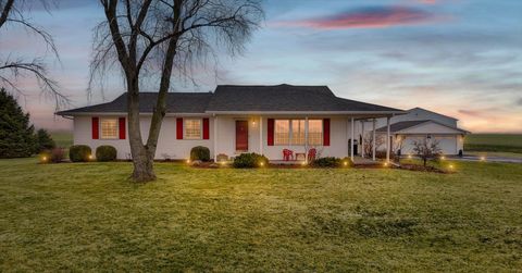 Photo of 540 E 50n Road, Gibson City, IL 60936 (MLS # 12577292)