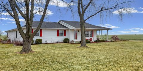 Tiny photo for 540 E 50n Road, Gibson City, IL 60936 (MLS # 12577292)