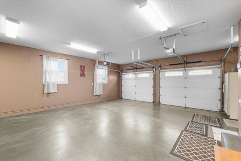 Tiny photo for 540 E 50n Road, Gibson City, IL 60936 (MLS # 12577292)