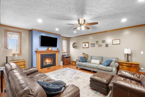 Tiny photo for 540 E 50n Road, Gibson City, IL 60936 (MLS # 12577292)