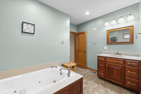 Tiny photo for 540 E 50n Road, Gibson City, IL 60936 (MLS # 12577292)