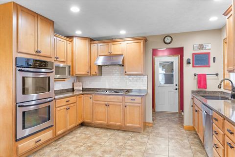 Tiny photo for 540 E 50n Road, Gibson City, IL 60936 (MLS # 12577292)