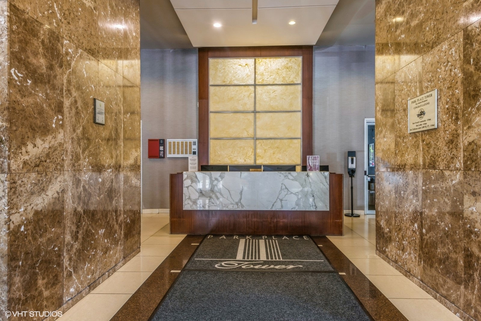 655 W IRVING PARK Road 1911